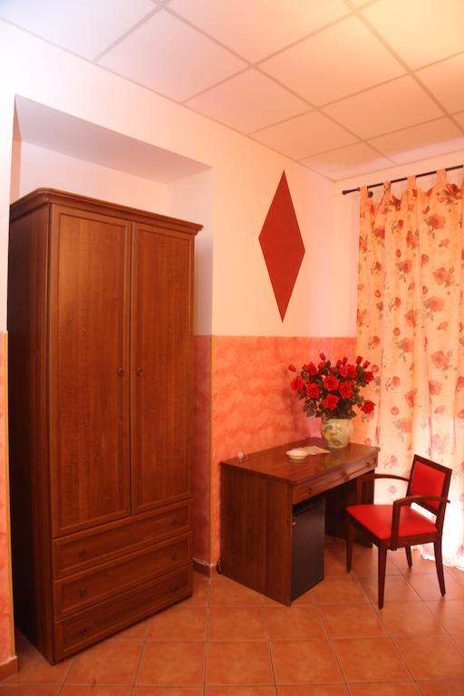 B&B Rinascente パオラ 部屋 写真